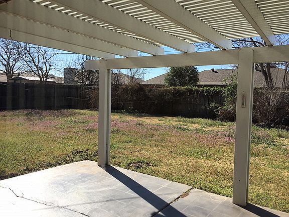 3rd image of 2604 NW 111th St