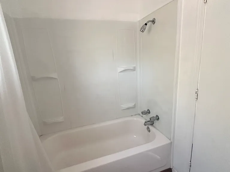 222 Airport Dr #5 — Photo 13