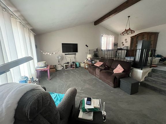 4th image of 14010 S Derby Dr