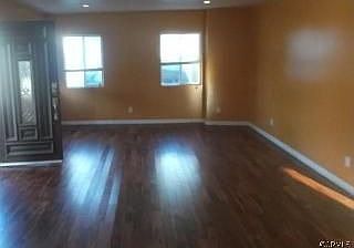 3rd image of 1246 W 59th Pl