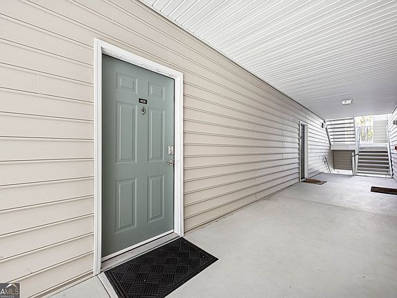 2nd image of 1704 Frederica Rd APT 428