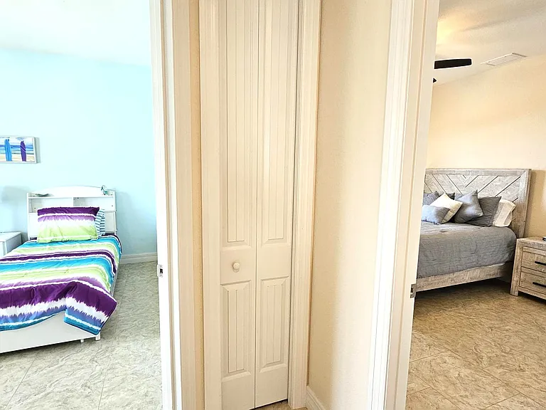 Guest bedroom