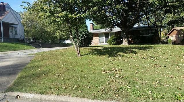 1st image of 810 Dorothy Dr
