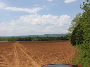 Burton Rd, Pikeville, TN 37367