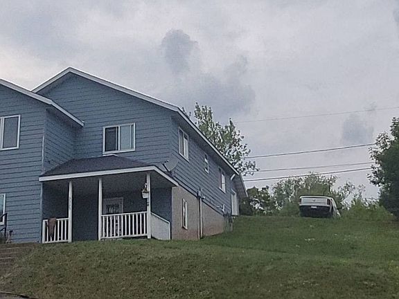 3rd image of 3335 Restormel St
