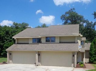 4066 Harms Rd, Merrillville, IN 46410