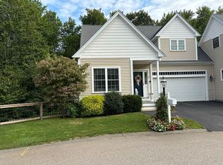 19 Northfield Dr, Rockland, MA 02370