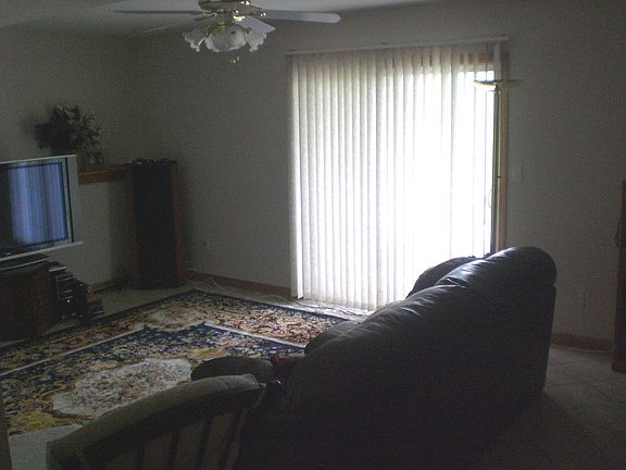 2nd image of 554 Hithergreen Dr
