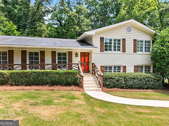 3rd image of 335 Duncan Springs Rd