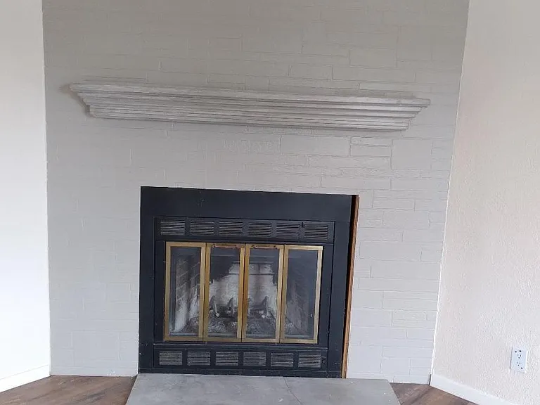 425 Young Rd — Photo 7