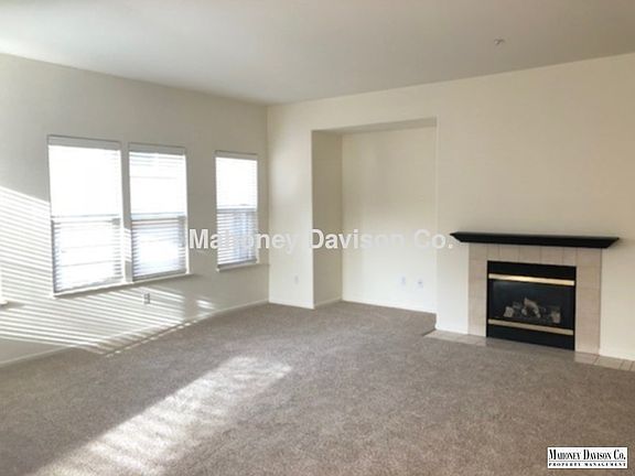 4th image of 1 Berkshire Pl