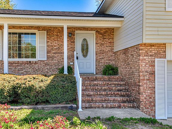 5th image of 142 Caymen Drive