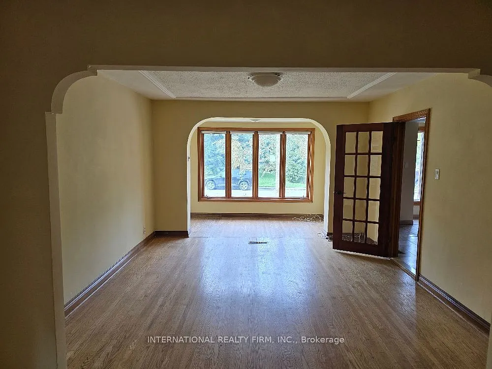 4 bed, $3,990 — Photo 4