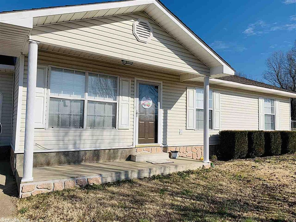 2nd image of 117 Goldie Dr