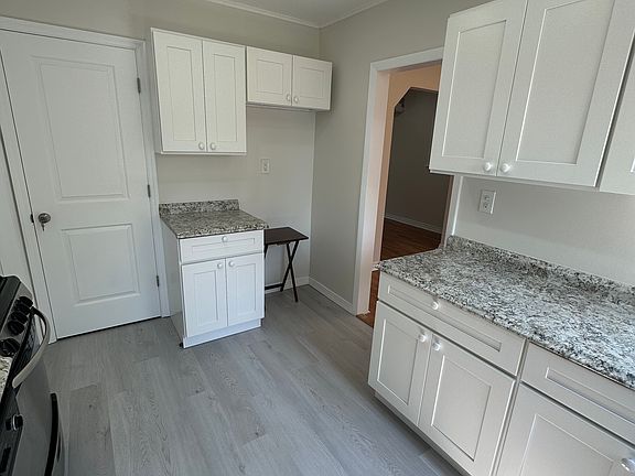 5th image of 82-16 211th St