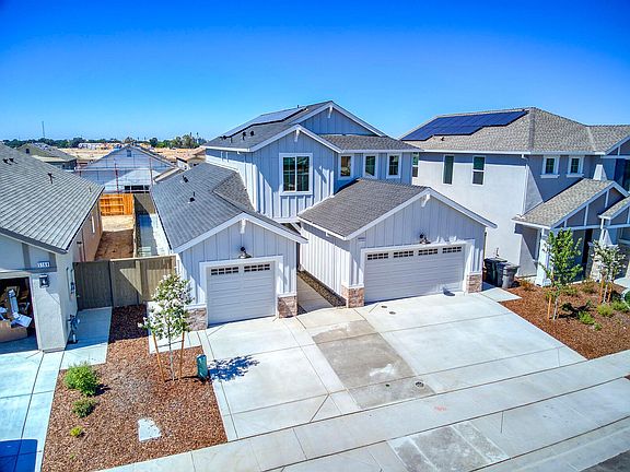 3rd image of 5160 Cardero Way