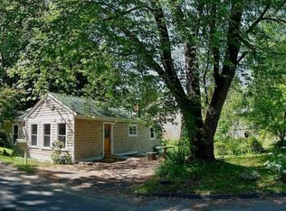 45 Place Ter, Greenfield, MA 01301
