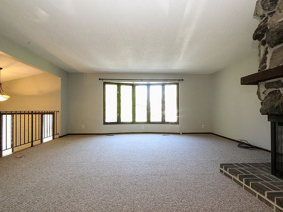 Spacious Living Room