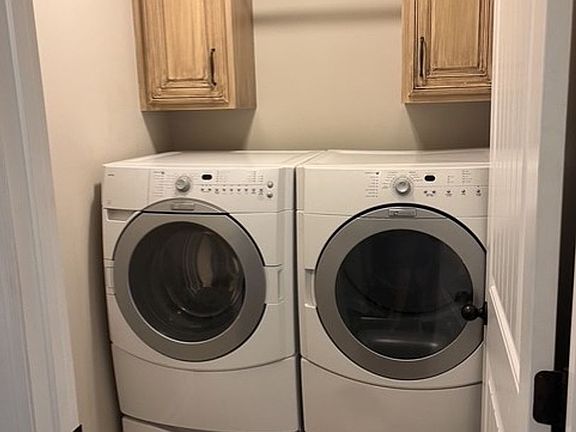 3rd image of 3536 Walstine Ln