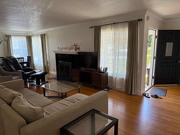 4th image of 1792 Cottle Ave