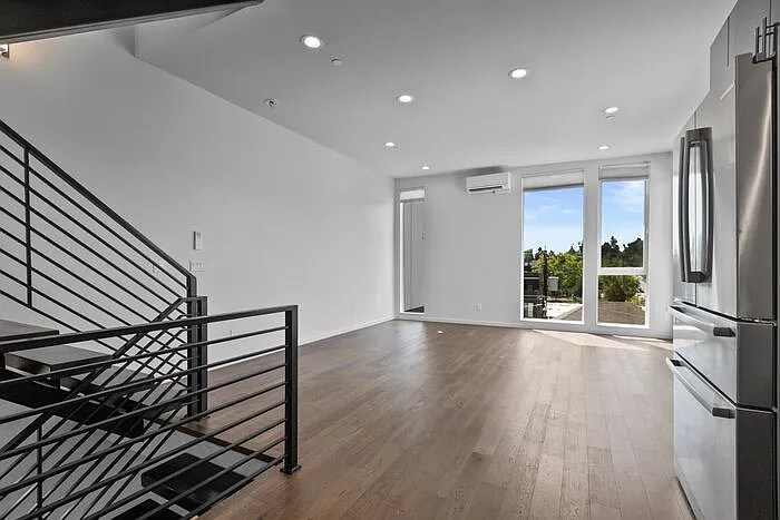 3908A S Hudson St — Photo 16
