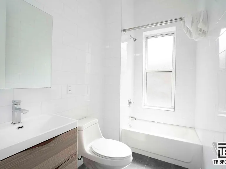 14 E 116th St #5 — Photo 5