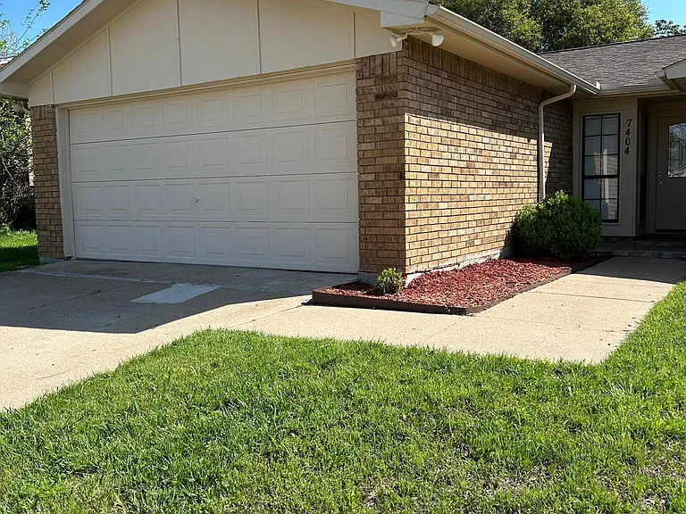 7404 Buttonwood Dr — Photo 20