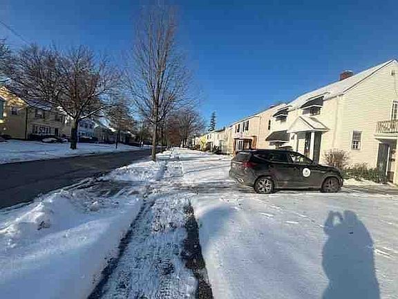 5th image of 3855 Covington Rd
