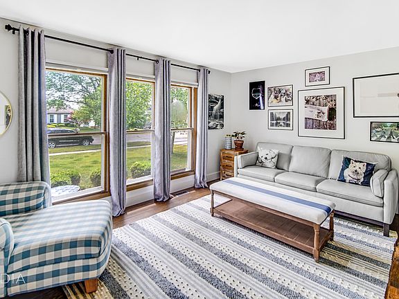 5th image of 292 Abbeywood Ln