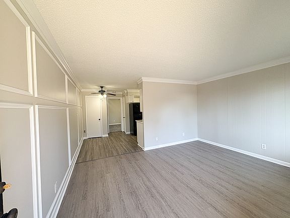2nd image of 5101 H St APT 1
