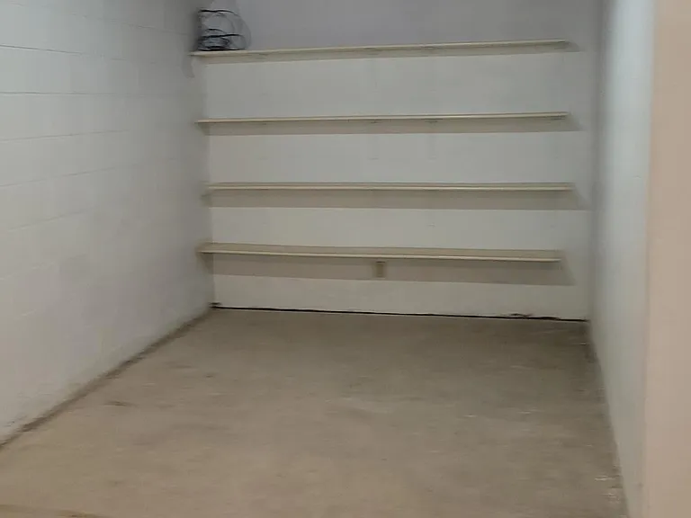 1731 Colette Ct — Photo 36
