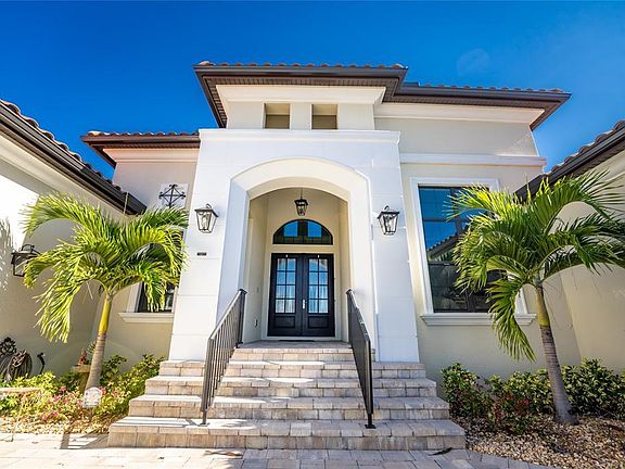 3rd image of 265 Severin Rd