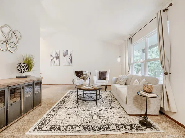 1472 S Laredo Way, Aurora, CO 80017