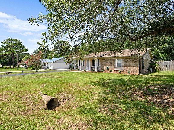 3rd image of 8030 Domain St