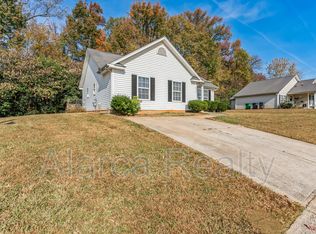 5517 Windy Valley Dr, Charlotte, NC 28208