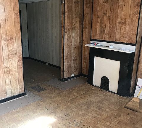 3rd image of 2527 W Harold St