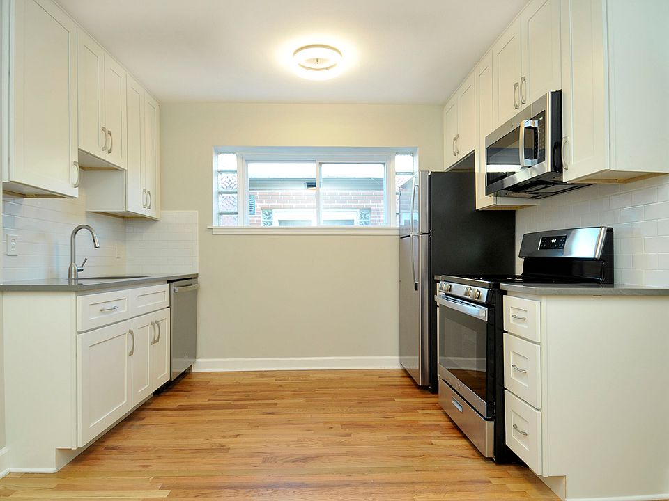 1st image of 5819-5821 Devonshire Ave #1W