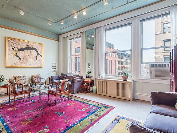 3rd image of 718 Broadway APT 9A