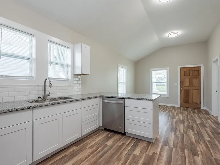 1003 Atlantic Ave — Photo 7