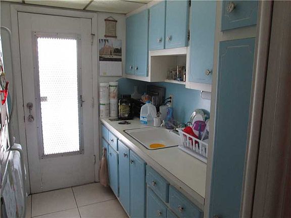 3rd image of 55 NW 204th St APT 12