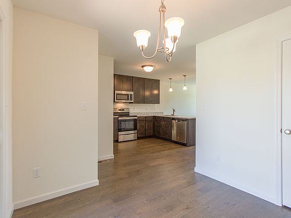 5th image of 1815 Basston Dr