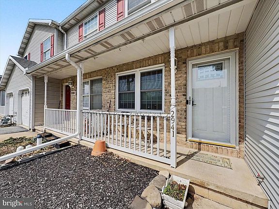 2nd image of 2941 Robin Rd