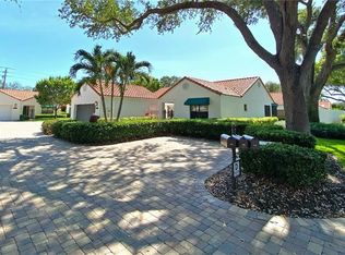 718 Reef Point CIR, NAPLES, FL 34108