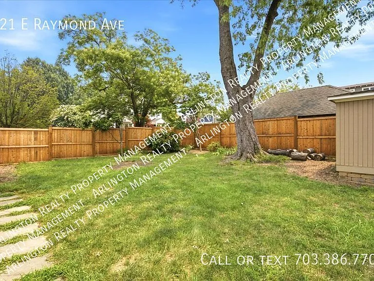 121 E Raymond Ave — Photo 34