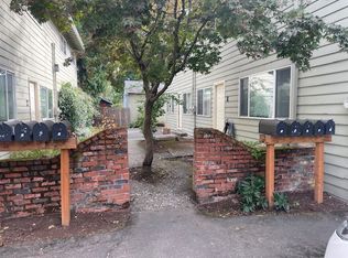 3734 SE 15th Ave APT 3, Portland, OR 97202