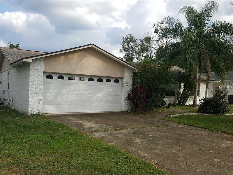2nd image of 211 Gibson Way