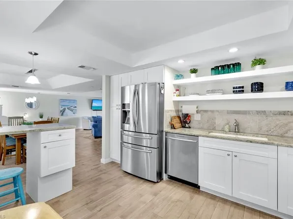 196 Albi RD #5, NAPLES, FL 34112