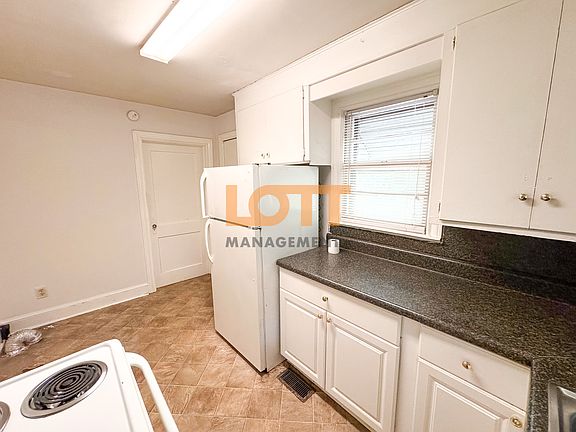5th image of 125 Irene Cir