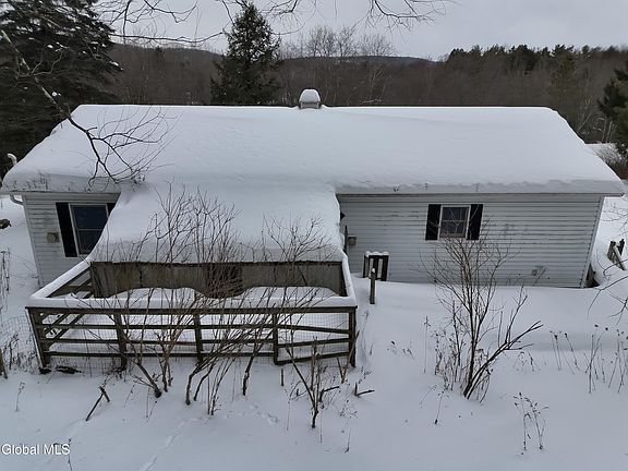 4th image of 166 Backus Road