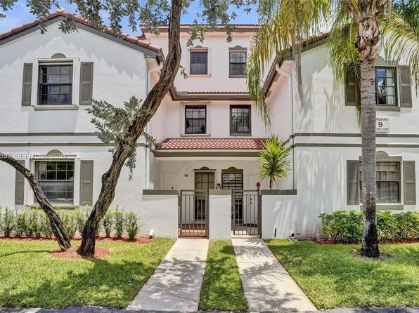 15825 SW 3rd Ct APT 103